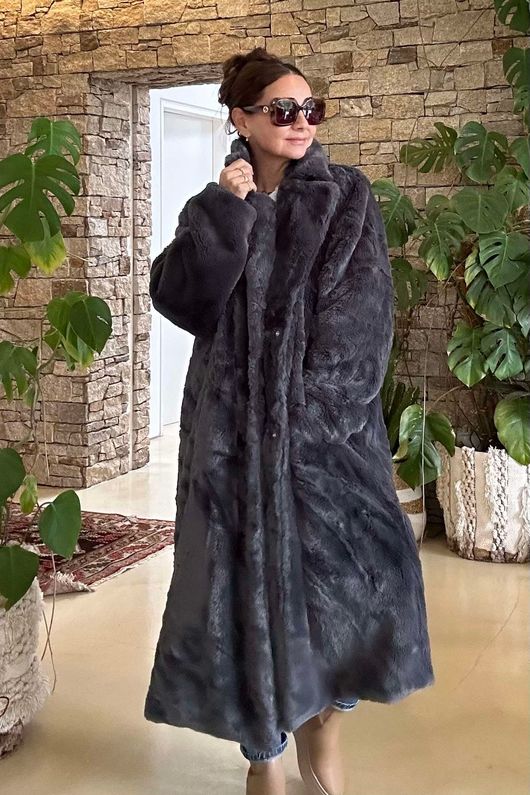 Laundry B Mara Luxury Faux Fur Long Coat Storm Grey /2=